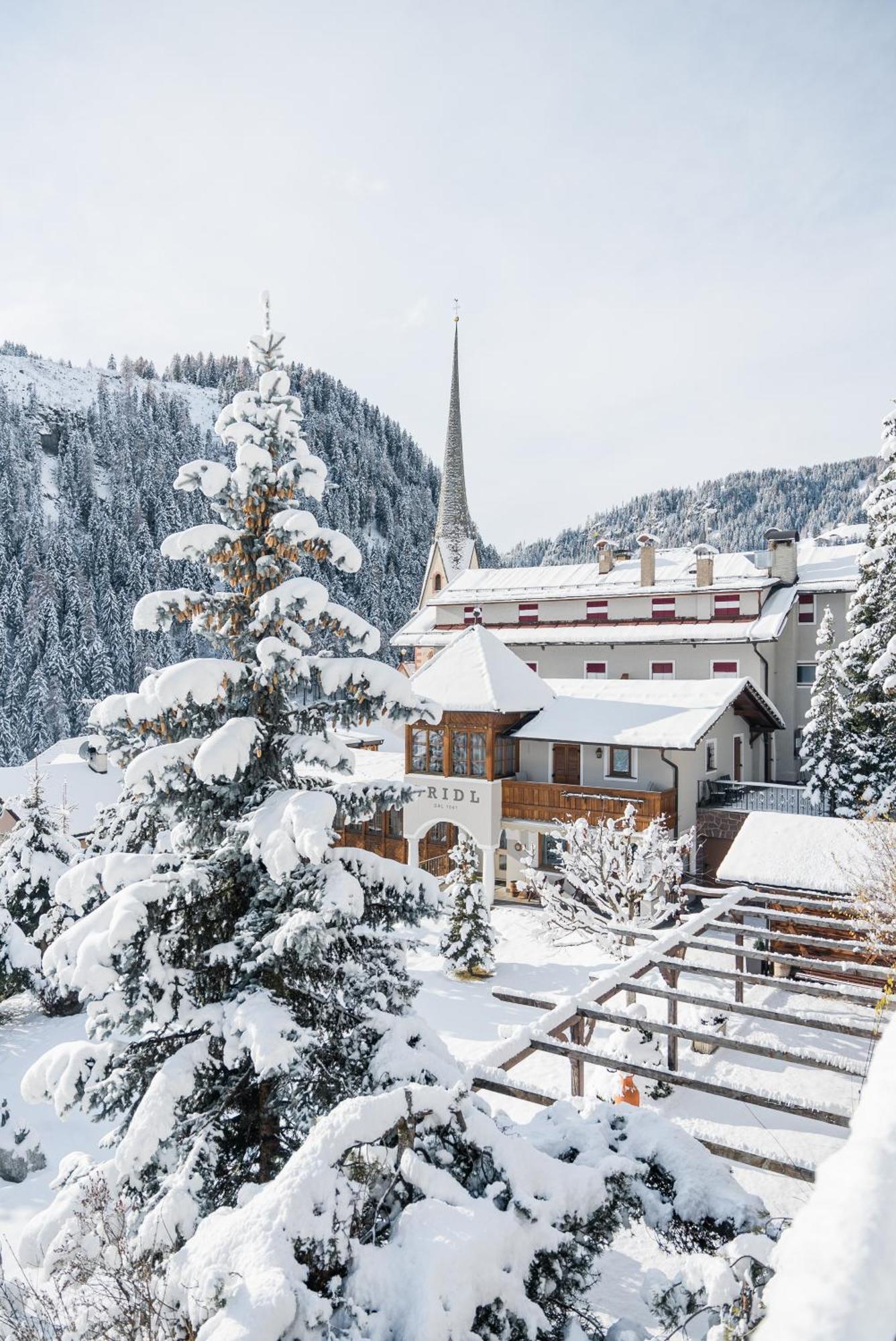 Charme Hotel Uridl Santa Cristina Val Gardena Exterior photo